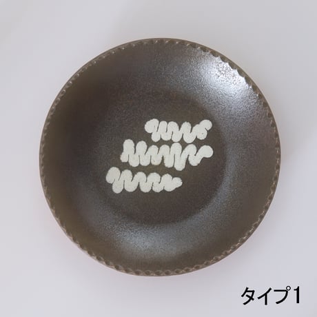 YANAGI POTTERY（柳窯）"スリップウェア / 7.5寸皿（直径230mm）"