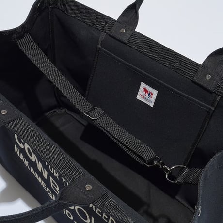 COW BOOKS（カウブックス）"Container  / コンテナ Medium(Black×Ivory)"