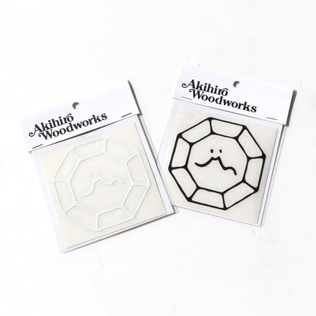 AkihiroWoodworks（アキヒロウッドワークス）"Sticker-Jin(Black/White)"