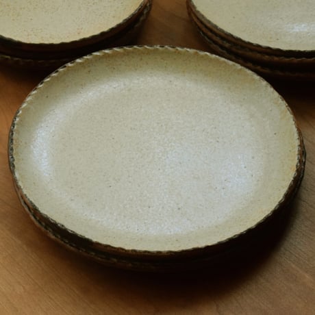 YANAGI POTTERY（柳窯）"無地（白） / 平皿（大）（直径210mm）"