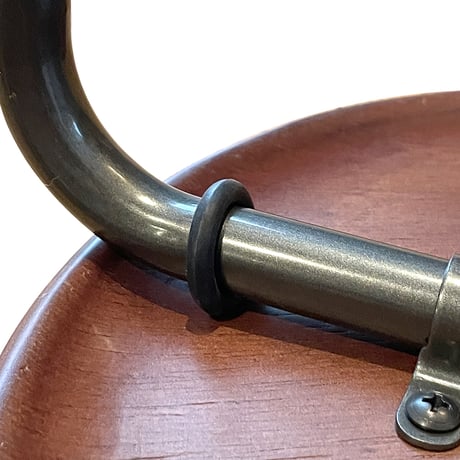 MOUNTAIN RESEARCH "Round Stool Low（"A"WREATH / KUMA WREATH）"