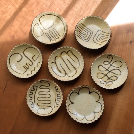 YANAGI POTTERY（柳窯）"インレイ / 豆皿（直径100mm）"