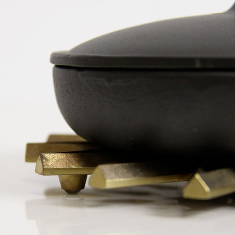 FUTAGAMI（フタガミ）"鍋敷き 銀河"