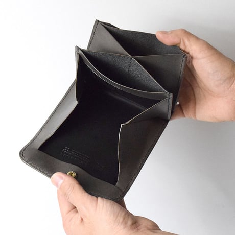 【在庫お問合せください】【旧モデル】RHYTHMOS（リュトモス） "Box(S) / 財布"