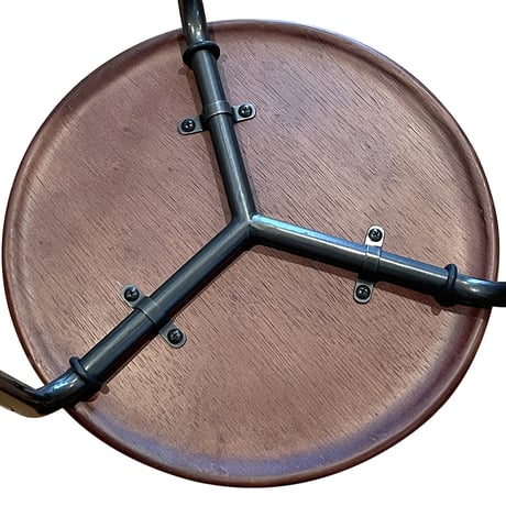MOUNTAIN RESEARCH "Round Stool Low（"A"WREATH / KUMA WREATH）"