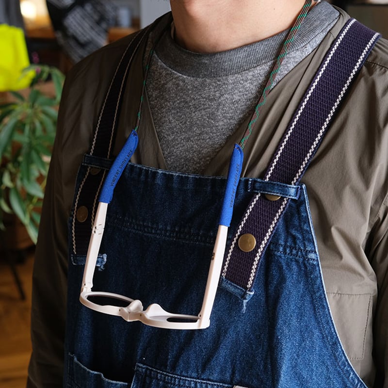 MEGANEROCK × VINCENT SHOELACE 