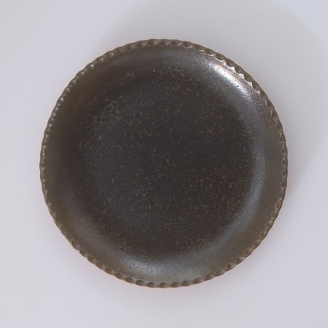 YANAGI POTTERY（柳窯）"無地（茶） / 平皿（中）（直径185mm）"