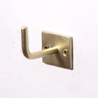 千葉工作所"Brass Hook - Square"