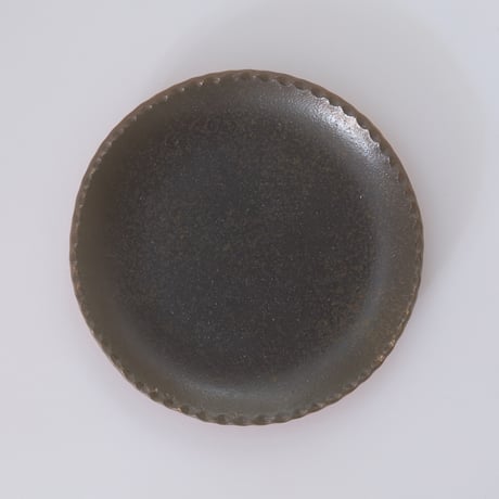 YANAGI POTTERY（柳窯）"無地（茶） / 平皿（小）（直径165mm）"
