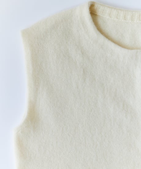 -M-［medium］ウールカシミヤロングジレ Vervain / ホワイト