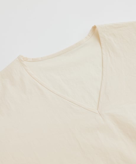 -M-［medium］VネックTシャツ Lea / オフホワイト