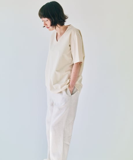 -M-［medium］VネックTシャツ Lea / オフホワイト
