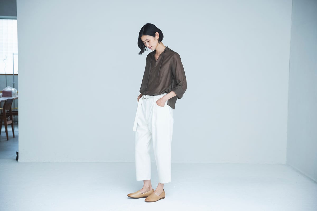 M-［medium］セルヴィッジデニムパンツ Joanne / オフホワイト | days 