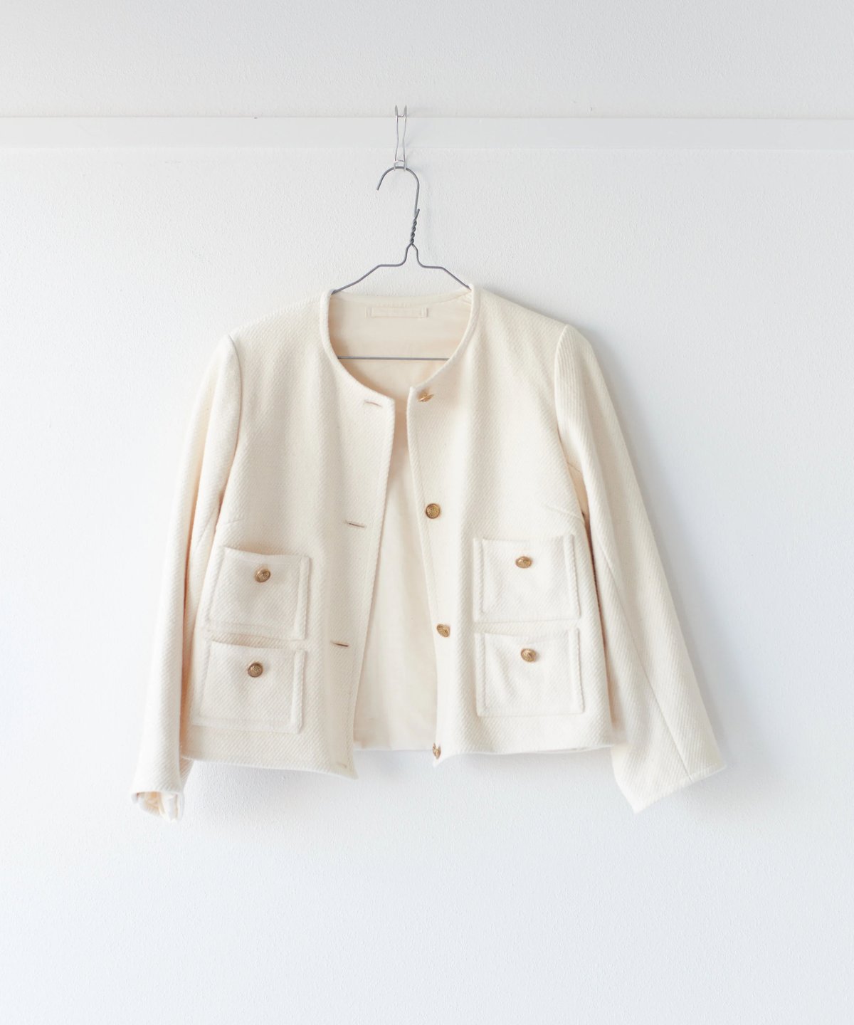 M-［medium］コットンツィードノーカラー ジャケット Harriet / オフ  