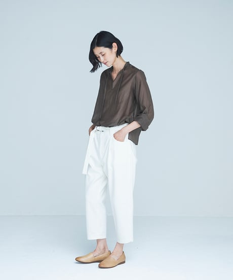 -M-［medium］セルヴィッジデニムパンツ Joanne / オフホワイト