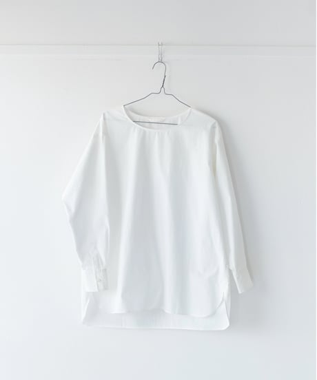-M-［medium］クルーネックシャツ Jasmine / ホワイト