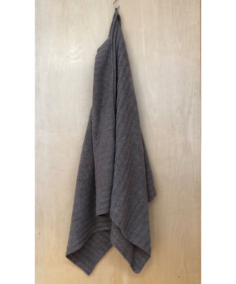 M-［medium］ラムズウールニットケープ Fannie / ブラウンベージュ | days