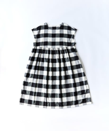 -M-［medium］ブロックチェックワンピース Mia / ホワイト×ブラック