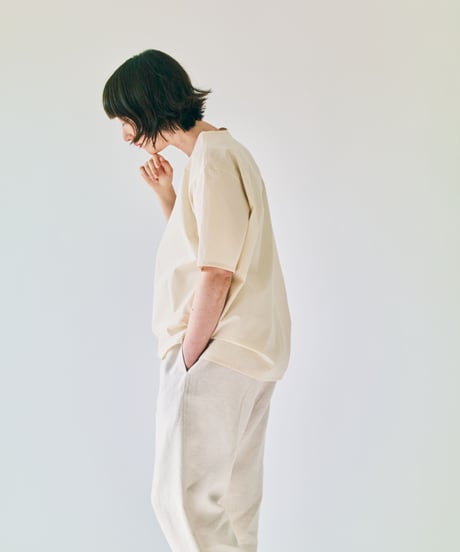 -M-［medium］VネックTシャツ Lea / オフホワイト