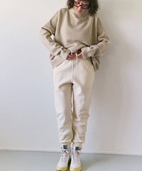 -M-［medium］ウールカシミヤハイネックセーター Ivy / ベージュ