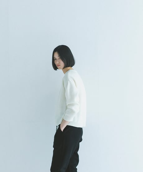-M-［medium］圧縮ウールパンツ Ruth / ブラック