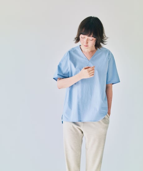 -M-［medium］VネックTシャツ Lea / ブルー