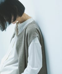 -M-［medium］ウールカシミヤロングジレ Vervain / ベージュ