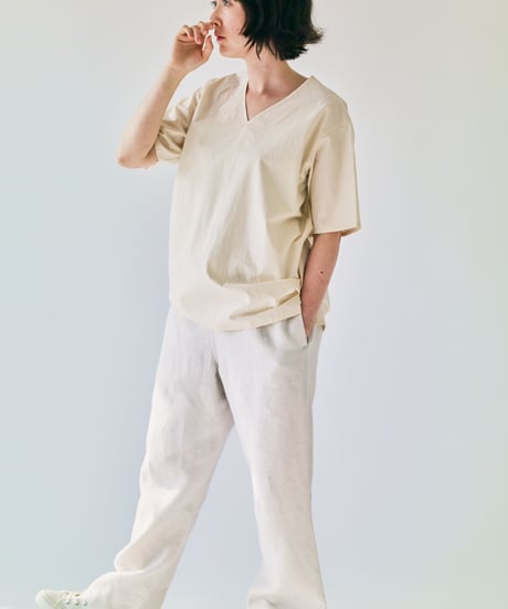 -M-［medium］VネックTシャツ Lea / オフホワイト