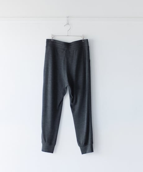 -M-［medium］スーパーウールパンツ Phoebe / チャコールグレー