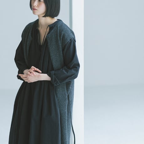 -M-［medium］ウールカシミヤロングジレ Vervain / チャコール