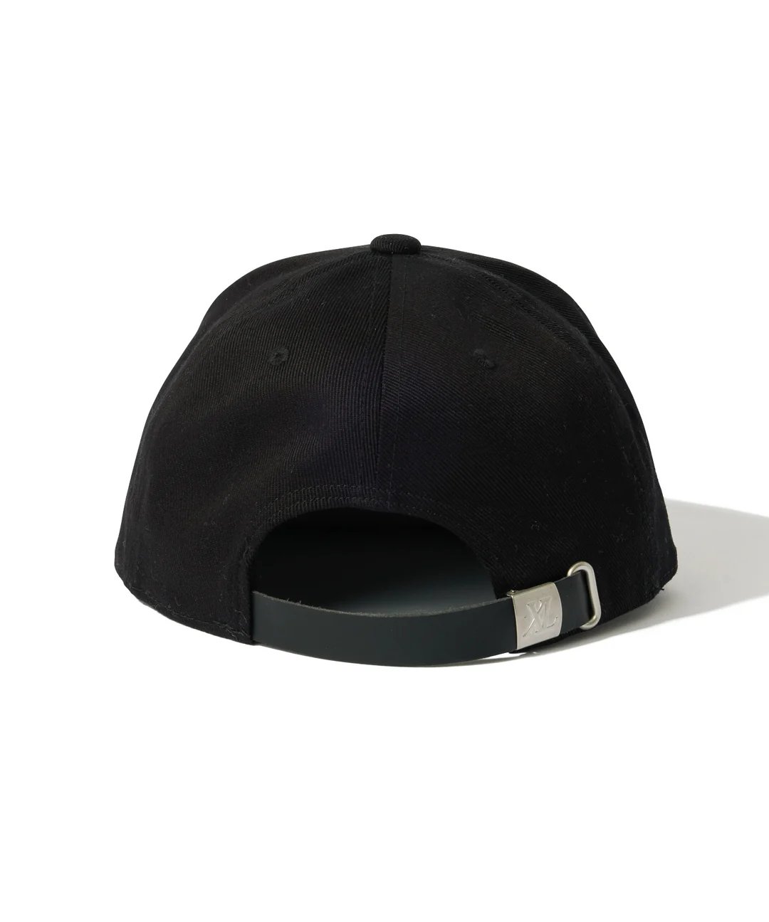 XLARGE | OVAL LOGO 6PANEL CAP(2color) | T.F.L o XLARGE | OVAL LOGO 6PANEL CAP(2color) | T.F.L o