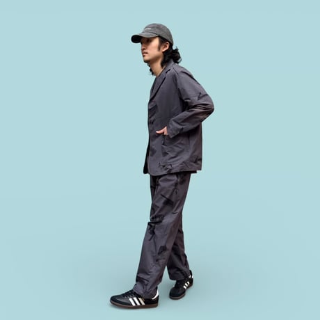 坩堝 (RUTSUBO) |さむばでべるでい DRY TECH PANTS (RUTSUBO×JUN INOUE)(GRAY)
