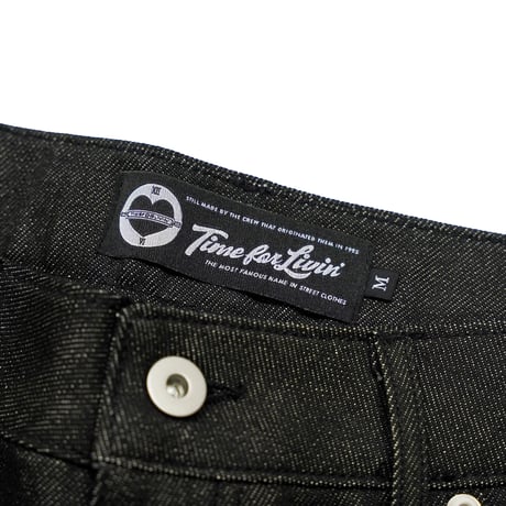 Time For Livin‘ / Baggy Denim Shorts (Black)