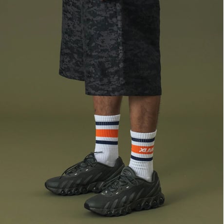 XLARGE | LINE SOCKS(2color)