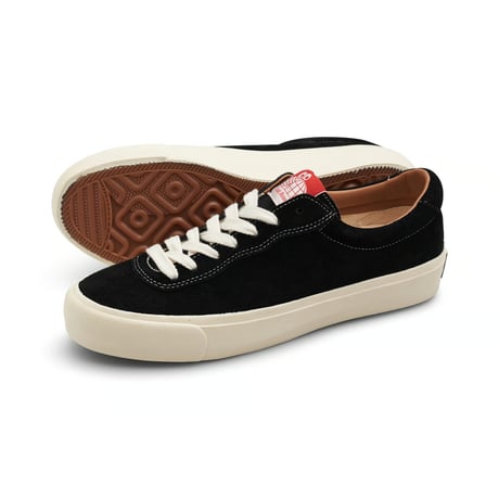 Last Resort AB / VM001- Lo Suede (Black/White)