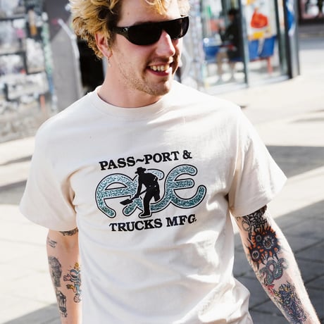 ACE TRUCKS MFG x PASS~PORT | Hammertone Tee "NATURAL"