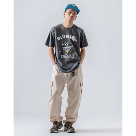 FLATLUX|Charr Morita x FLATLUX Nyanpiece Tee(white)