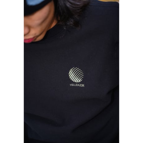 HELLRAZOR / LOGO EMB CREWNECK (BLACK)