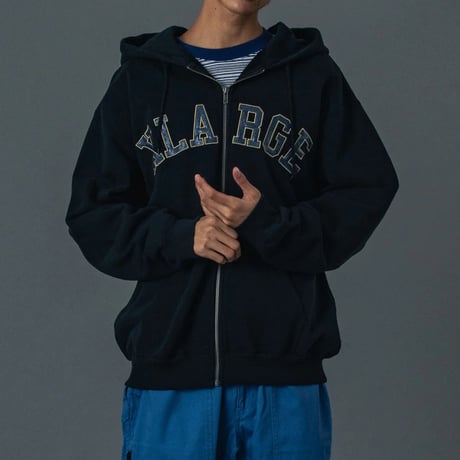 XLARGE | PERFORATED LEATHER LOGO ZIP UP HOODED SWEATSHIRT(BLACK)