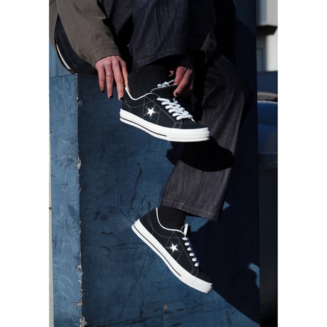 CONVERSE / ONE STAR SUEDE (BLACK)