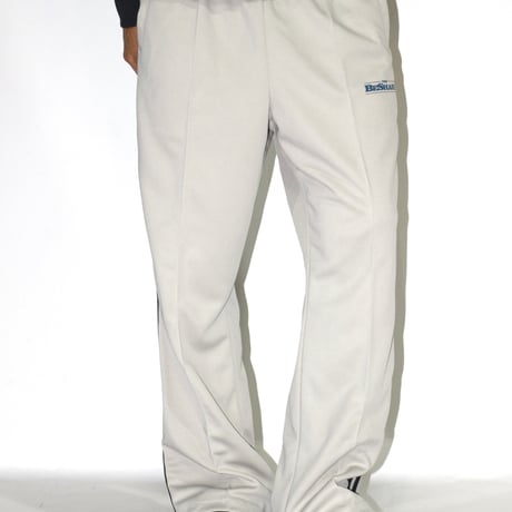 BE-SHARE |Team Emblem TRACK PANT(GRAIGE/ NAVY)