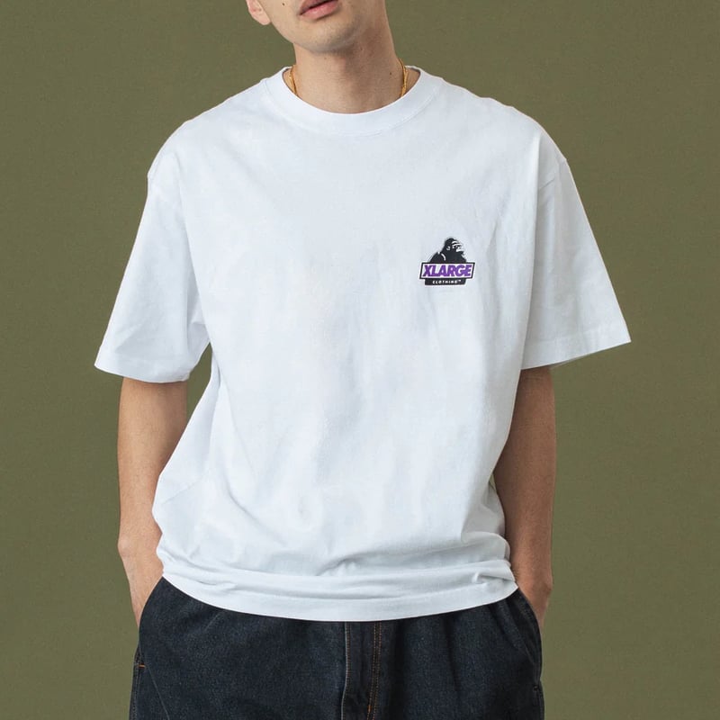 XLARGE | BACKSIDE OG S/S TEE(WHITE) | T.F.L onl