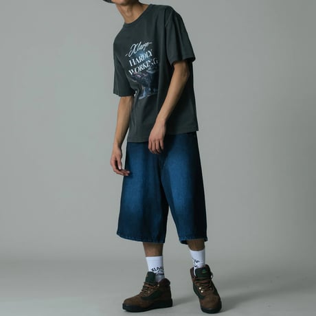 XLARGE | HARDLY WORKING S/S TEE(BLACK)