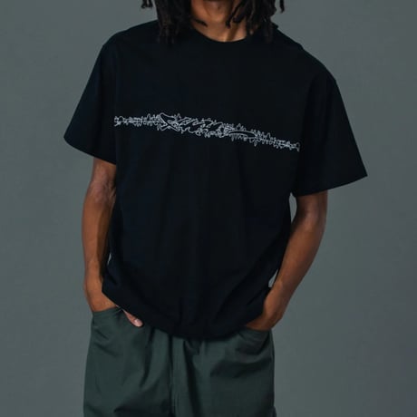 XLARGE | WAVEFORM S/S TEE(BLACK)
