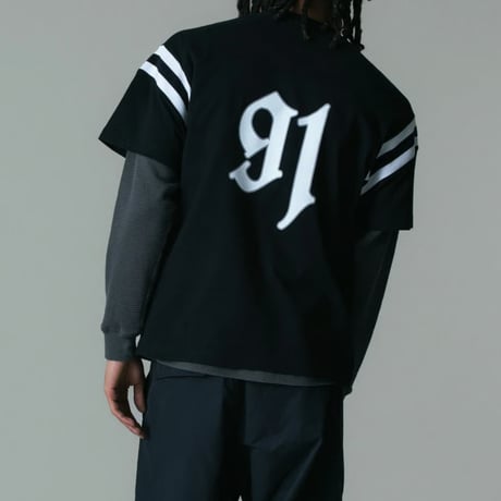 XLARGE | FOOTBALL S/S TEE(BLACK)