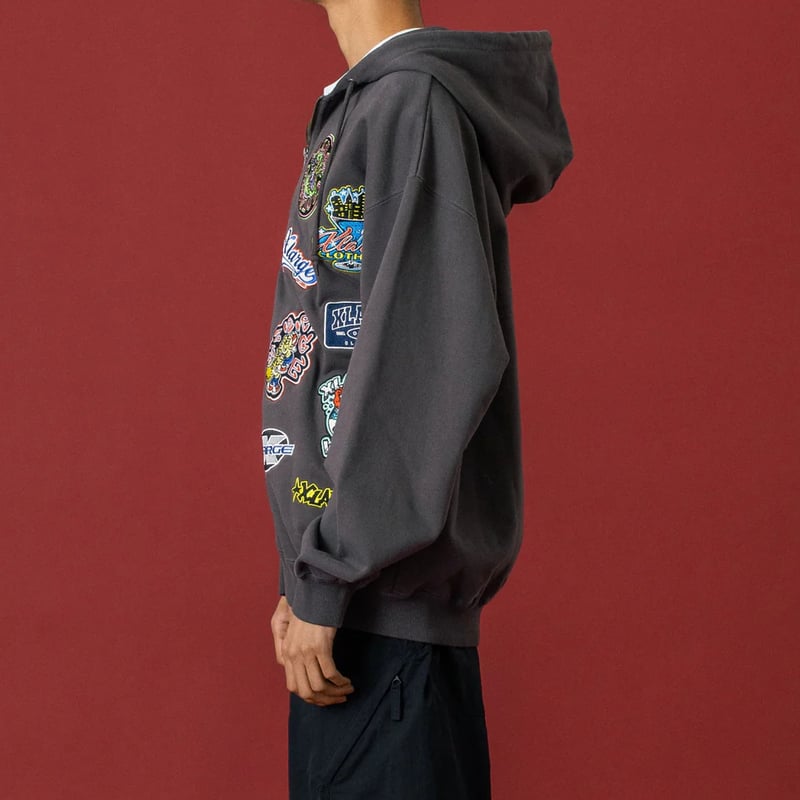 くぅページ XLARGE | MULTI LOGO ZIP UP HOODED SWEATSHIRT(CH