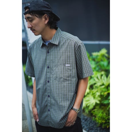 POLAR SKATE CO. / Mitchell Shirt (Black/Green)