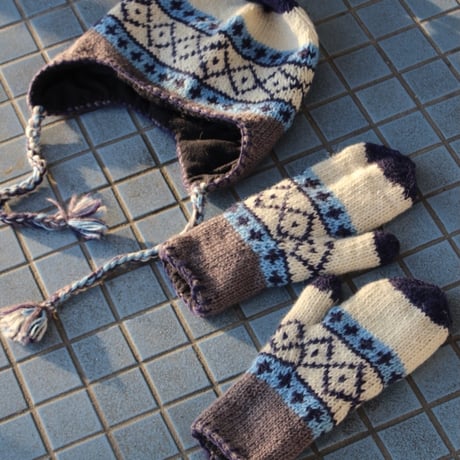 SEDAN ALL-PURPOSE |Hand Knit Mitten(2 Color)