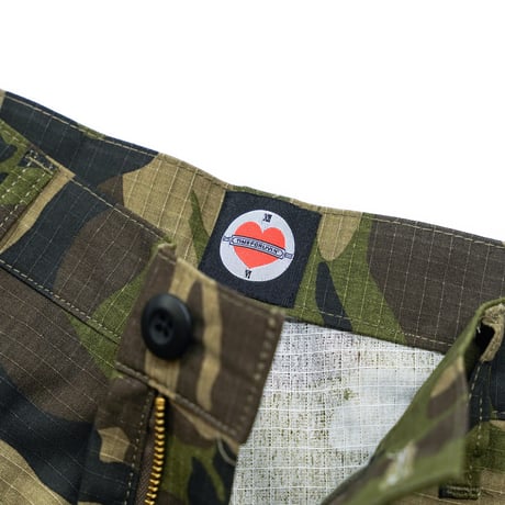 Time For Livin‘ / Camo Cargo Shorts (Wood)