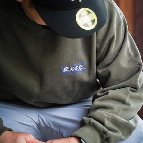 XLARGE | NAGOYA OVERLAP LOGOCREWNECK SWEATSHIRT(OLIVE)
